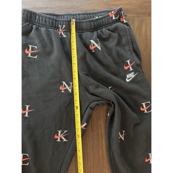 Nike Club Fleece Jogger Mens Medium Drawstring All Over Print Logo Pants - Picture 9 of 12